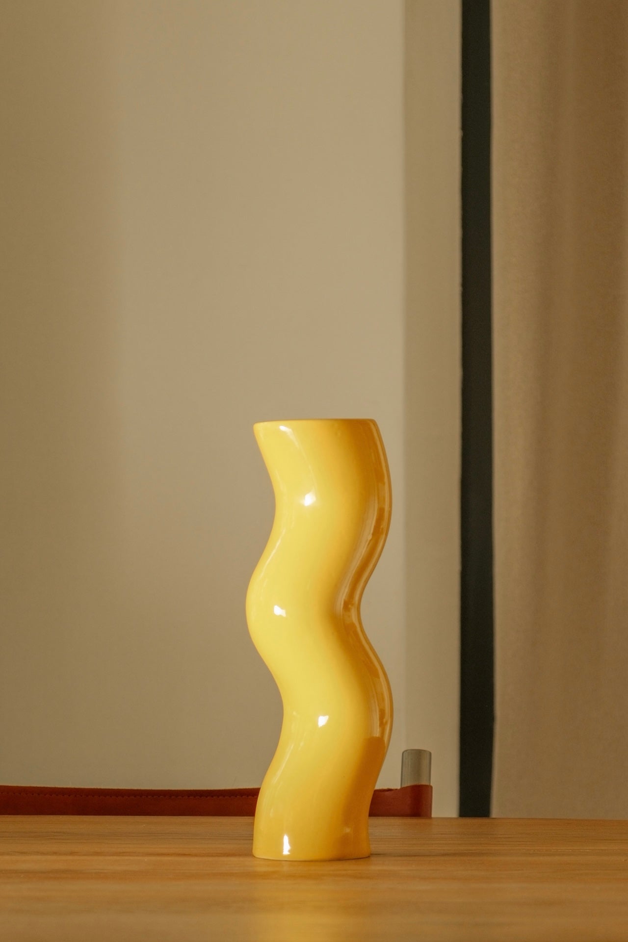 Ваза «Eternity» в Жовтому